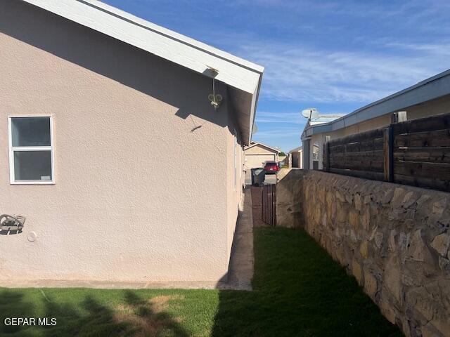 Building Photo - 14032 Tierra Leona Dr