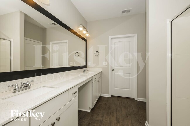 Building Photo - 3211 Briar Chapel Dr