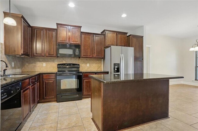Building Photo - 4422 Bay View Dr