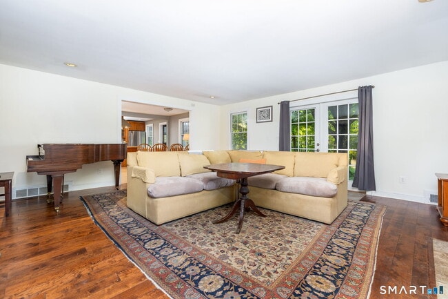 Building Photo - 256 Baldwin Hill Rd