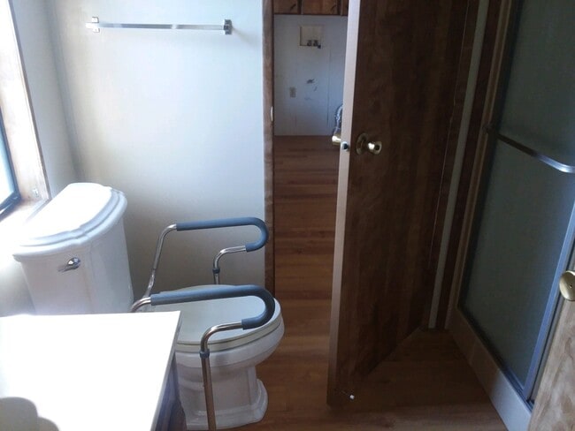 Building Photo - 2 Bedroom/2 Bath Modular Home Available Now!