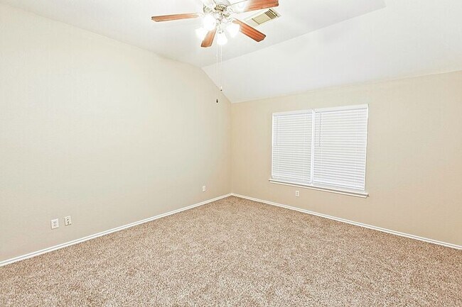 Building Photo - 4009 Hidden Meadow Ct