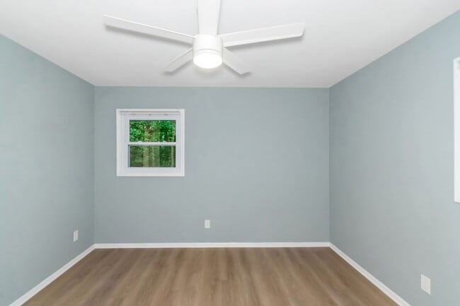 Building Photo - WELCOME HOME!