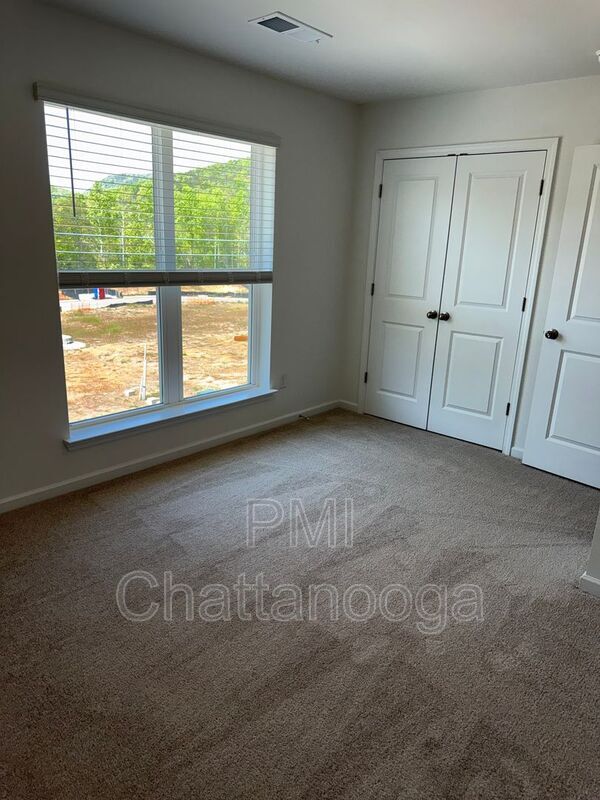 Building Photo - 244 Asbury Oak Ln