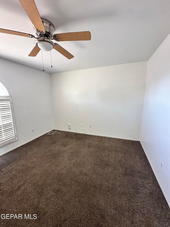 Building Photo - 1309 Lonewood Dr