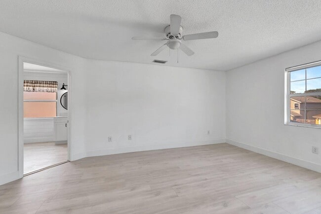 Building Photo - 22300 Sands Point Dr