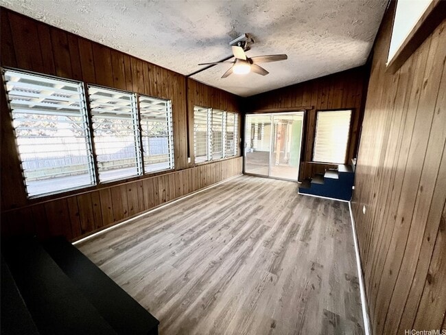 Building Photo - 67-207 Kukea Circle Unit