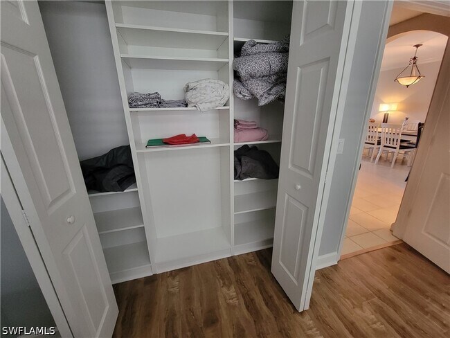 Building Photo - 3037 Driftwood Way