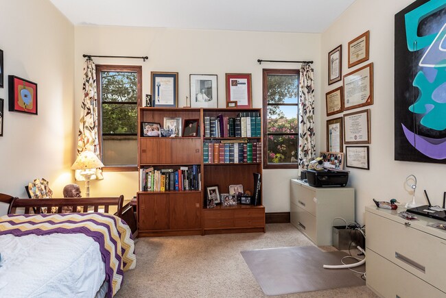 Building Photo - Luxurious Tuscan Villa - 3/3.5 Includes Private Casita in Goleta Bluffs!