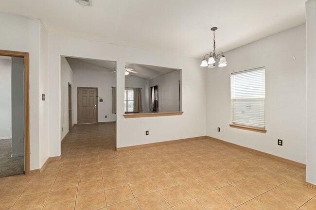 Building Photo - 21123 Sweet Blossom Ln
