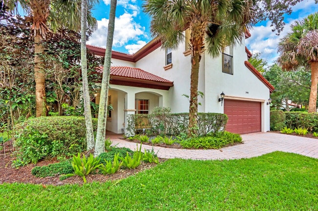 Building Photo - 1904 Flower Dr