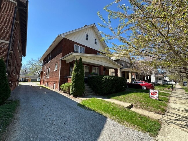 Building Photo - Thurman Ave 273-275 WAG