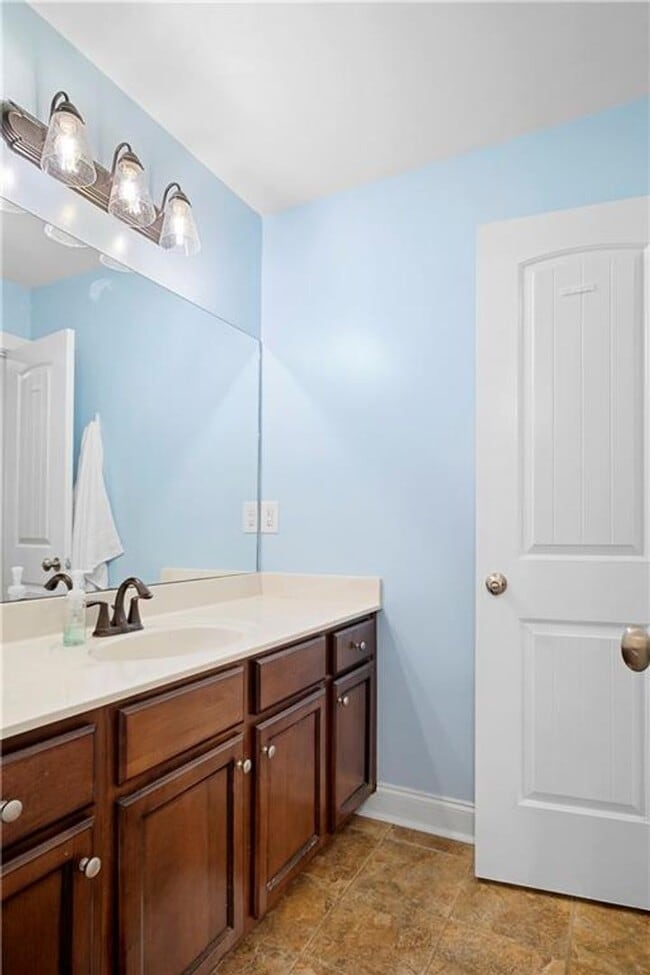 Building Photo - Charming Craftsman Home in Solamere