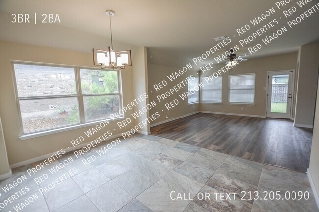 Building Photo - 113 Santa Anita Rd