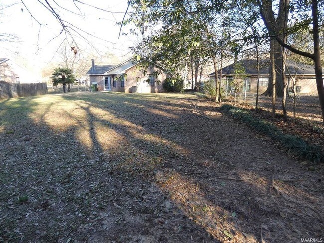 Building Photo - 456 Forest Park Dr