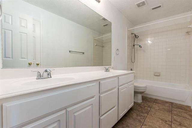 Building Photo - 9401 Meyers Canyon Dr