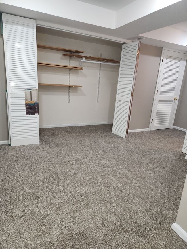 Building Photo - Beautiful Townhome at Monterey Community in Centennial!