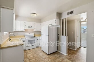 Building Photo - 3934 E Piccadilly Rd