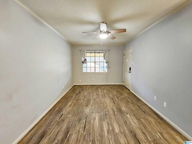 Building Photo - 3425 Sandner Ct