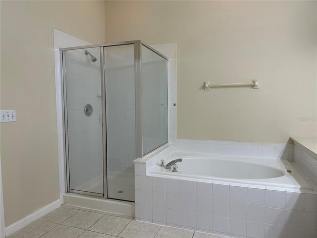 Building Photo - 1023 Cinnamon Fern Ct