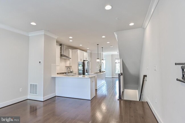 Building Photo - 4808 Garden View Ln
