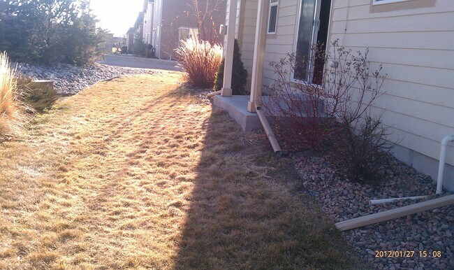 Building Photo - Lovely LOW MAINTENANCE HOME!