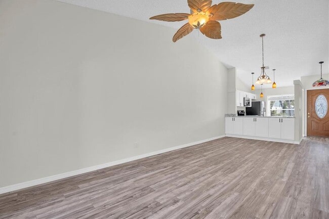 Building Photo - 3865 El Camino Ct