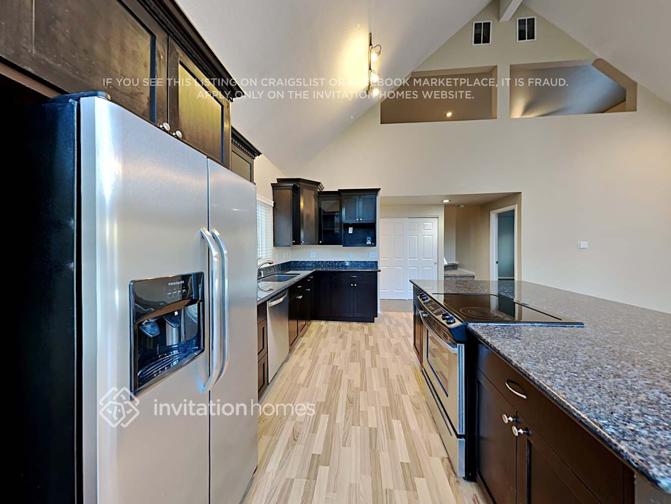 Building Photo - 16911 S Tapps Dr E