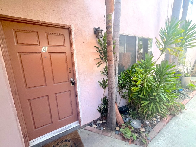 Building Photo - 133 Avenida Miramar