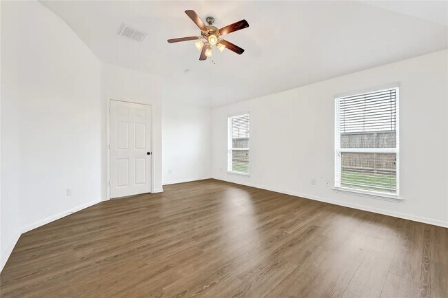 Building Photo - 3214 Tall Sycamore Trail