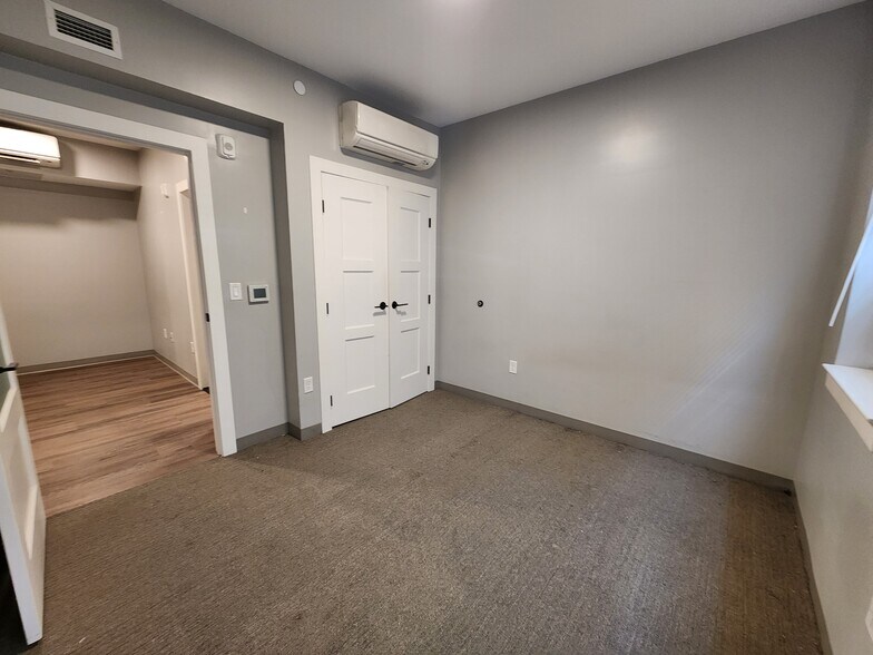 Building Photo - 55 Hemenway St