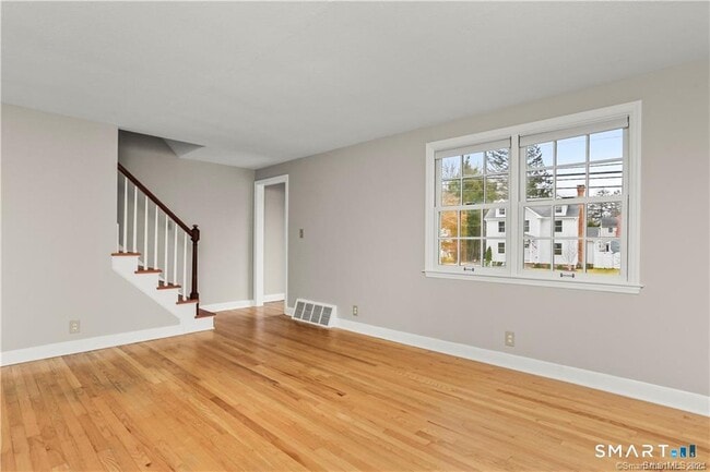 Building Photo - 608 Stillson Rd