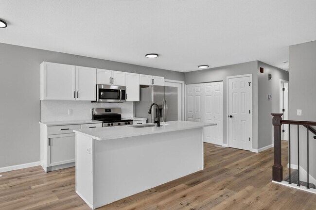 Building Photo - Italian Estates Property Management