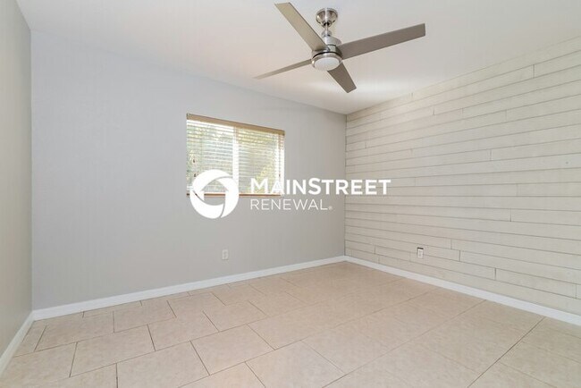 Building Photo - 3 Bedroom Pet-Friendly Home in North Port, FL with Main Street Renewal