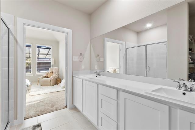 Building Photo - 615 Cottage Wood Dr