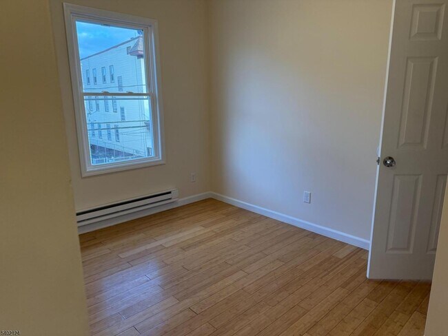 Building Photo - 179 22nd St