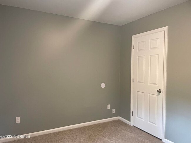 Building Photo - Welcome to Foxhorn Village