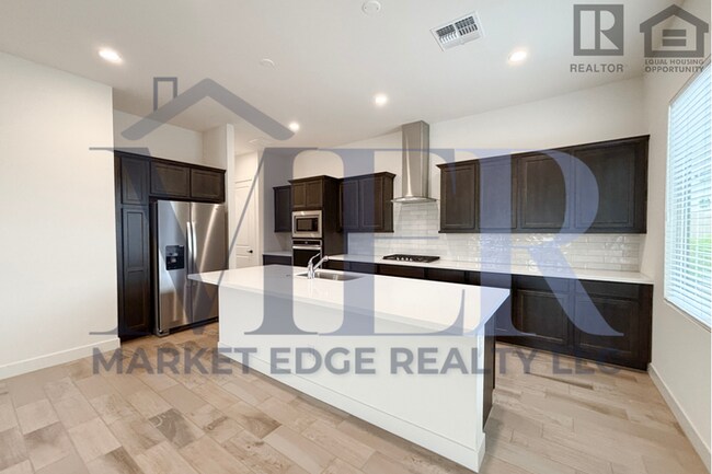 Building Photo - 2Bed/2Bath Home in Surprise Golf Community...