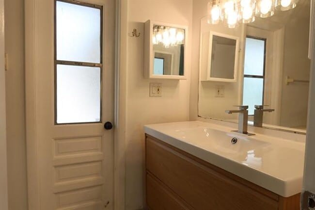 Building Photo - 9220 SW 56th St