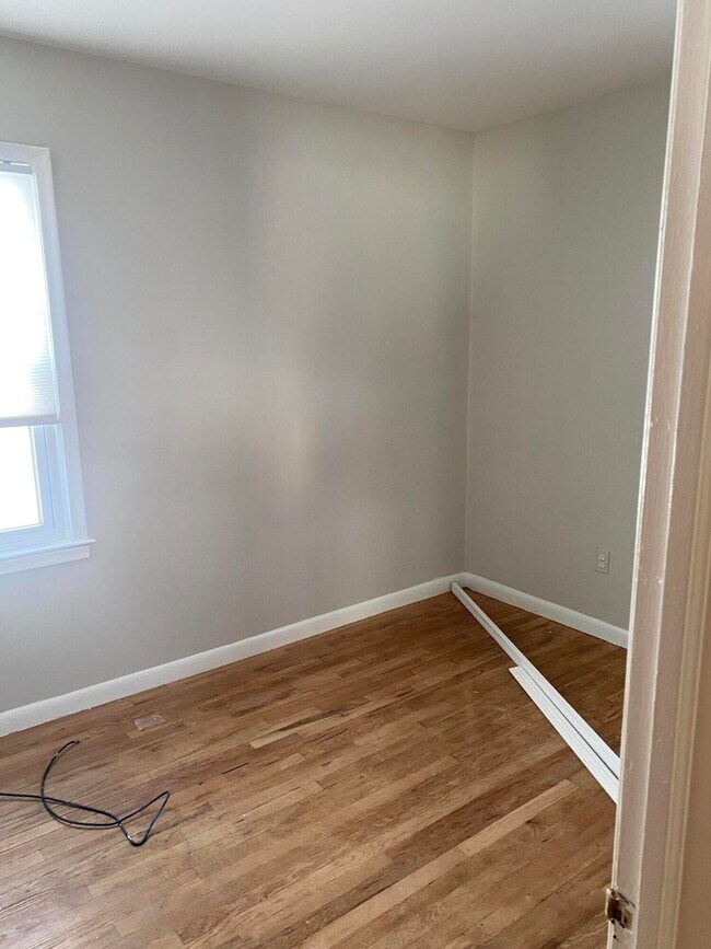 Building Photo - 46589 Huling St