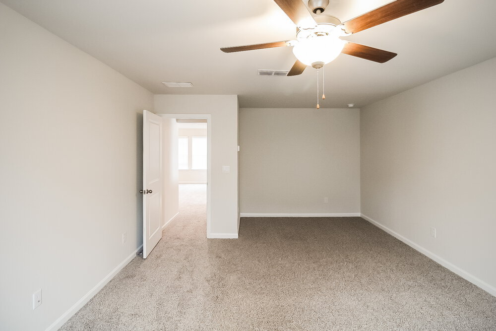 Building Photo - 859 Sara Mdw Rd