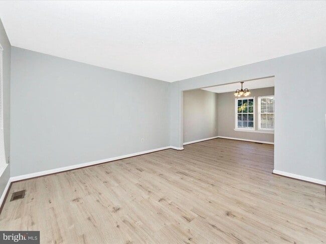 Building Photo - 408 Willow Hill Pl