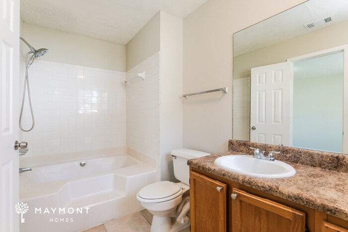 Building Photo - 2175 Red Rose Ln