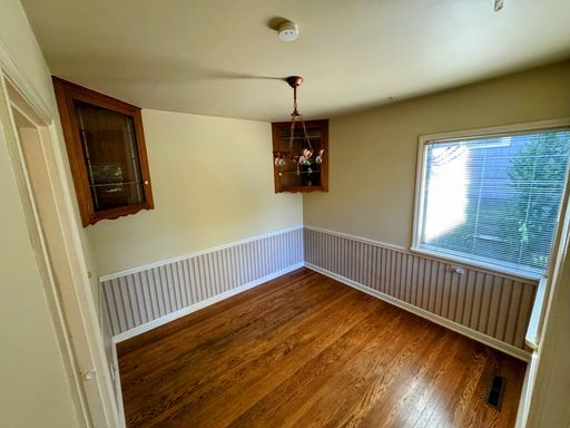 Building Photo - Ready for Move-In! 3 Bed Home $3195