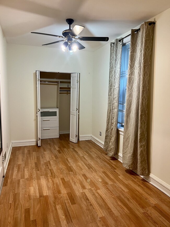 Building Photo - 4148 N Monticello Ave