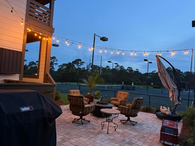 Building Photo - 1411 Courtside Dr