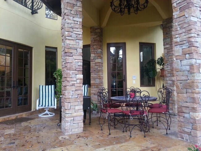 Building Photo - 1953 Freedom Dr