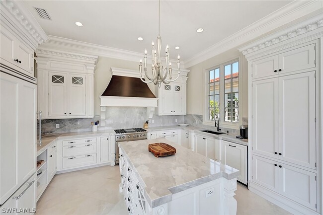 Building Photo - 2052 Isla Vista Ln