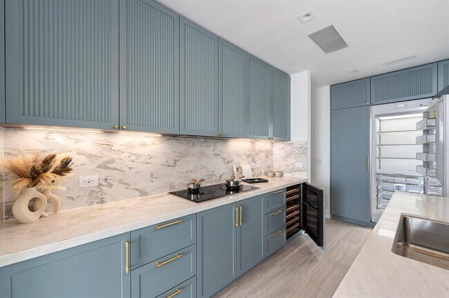 Building Photo - 3015 S Ysabella Ave