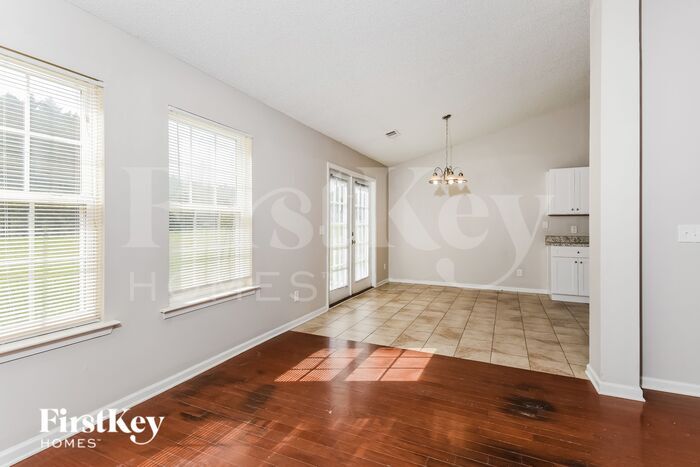 Building Photo - 231 Grandview Ln